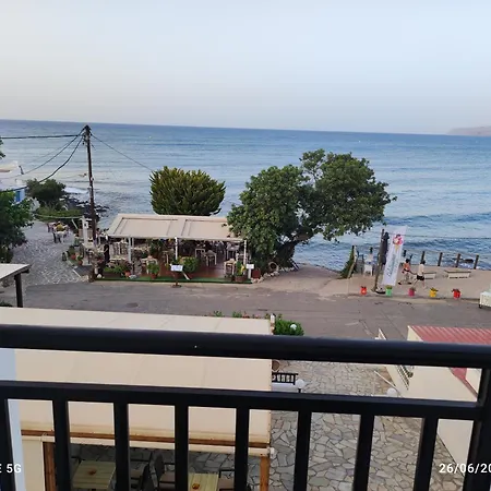 Diamond Beach Apts &